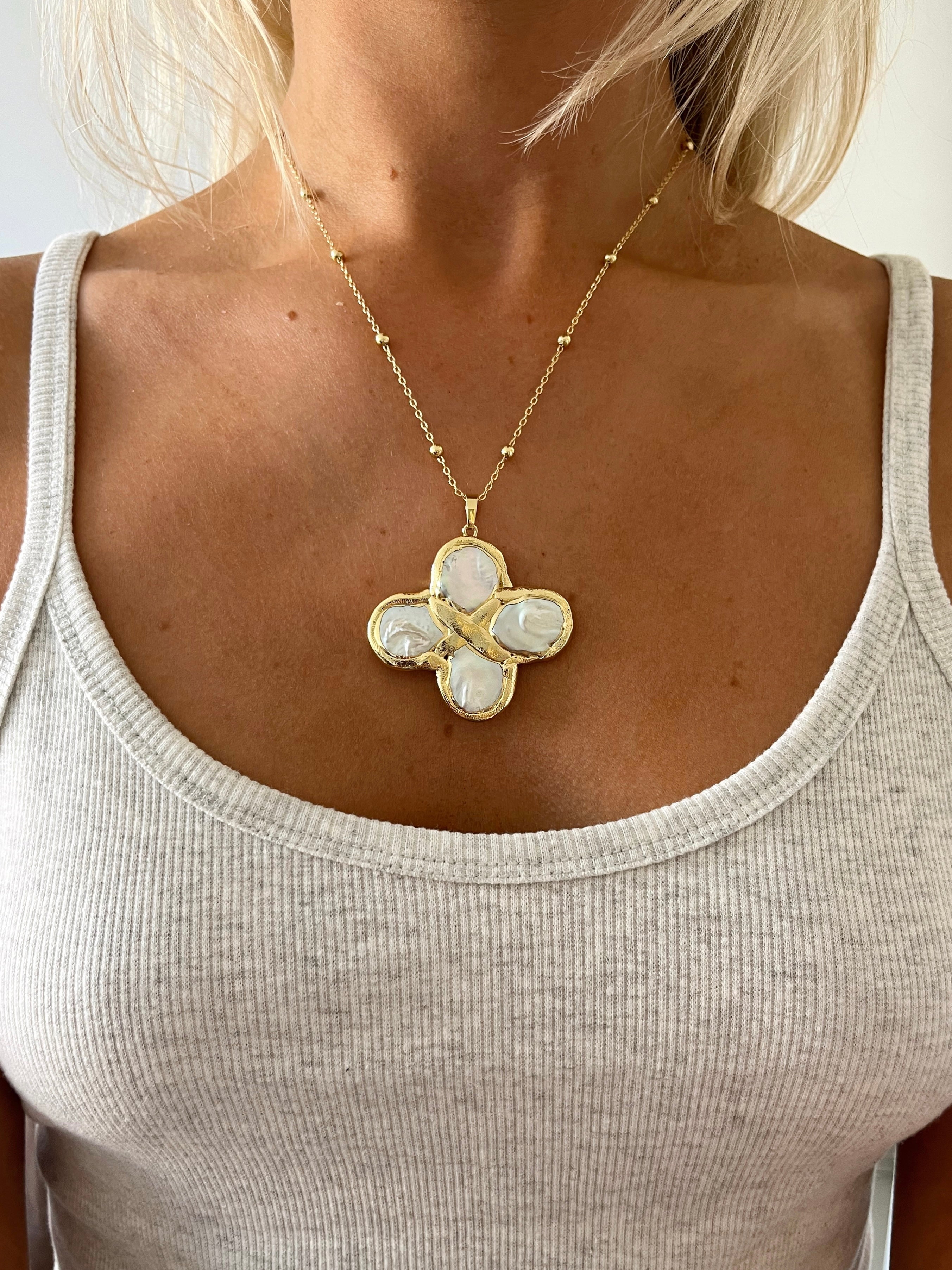 FRIDA NECKLACE