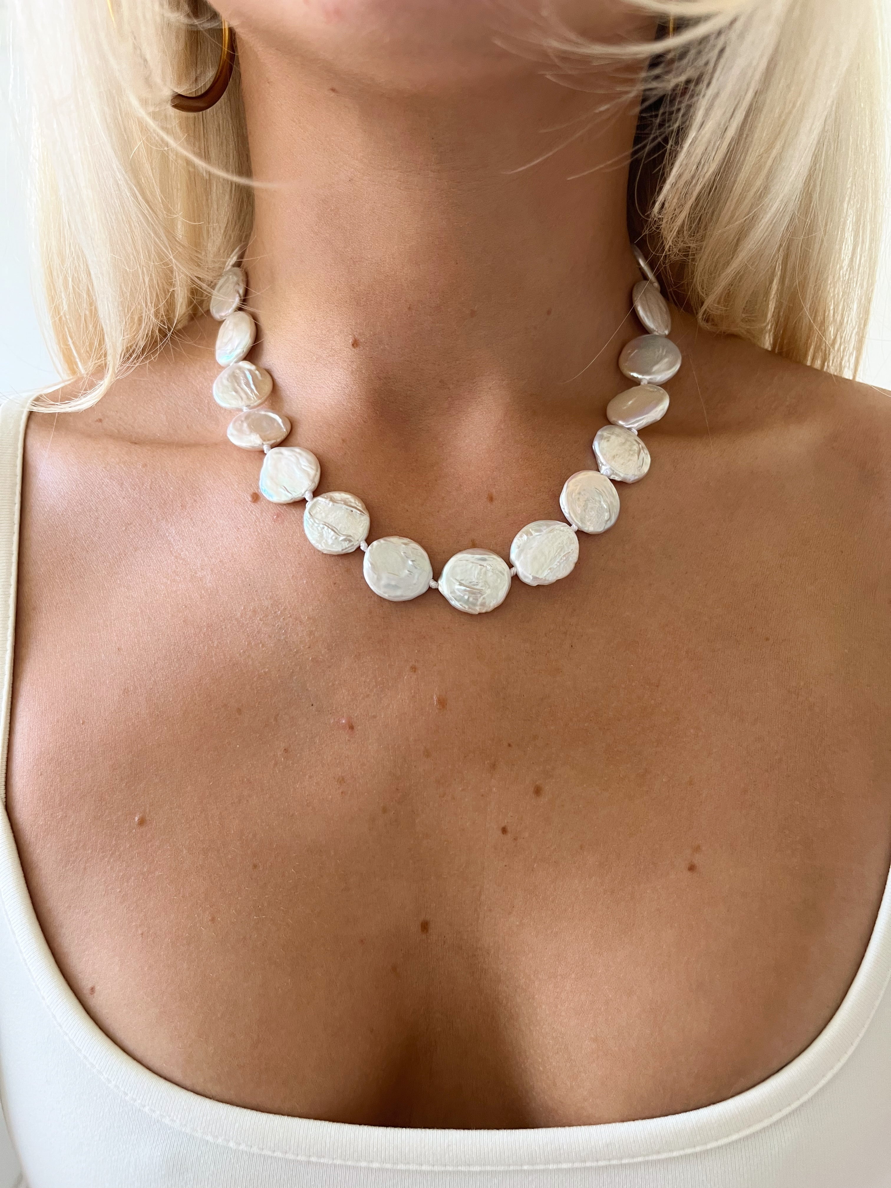 LARA NECKLACE