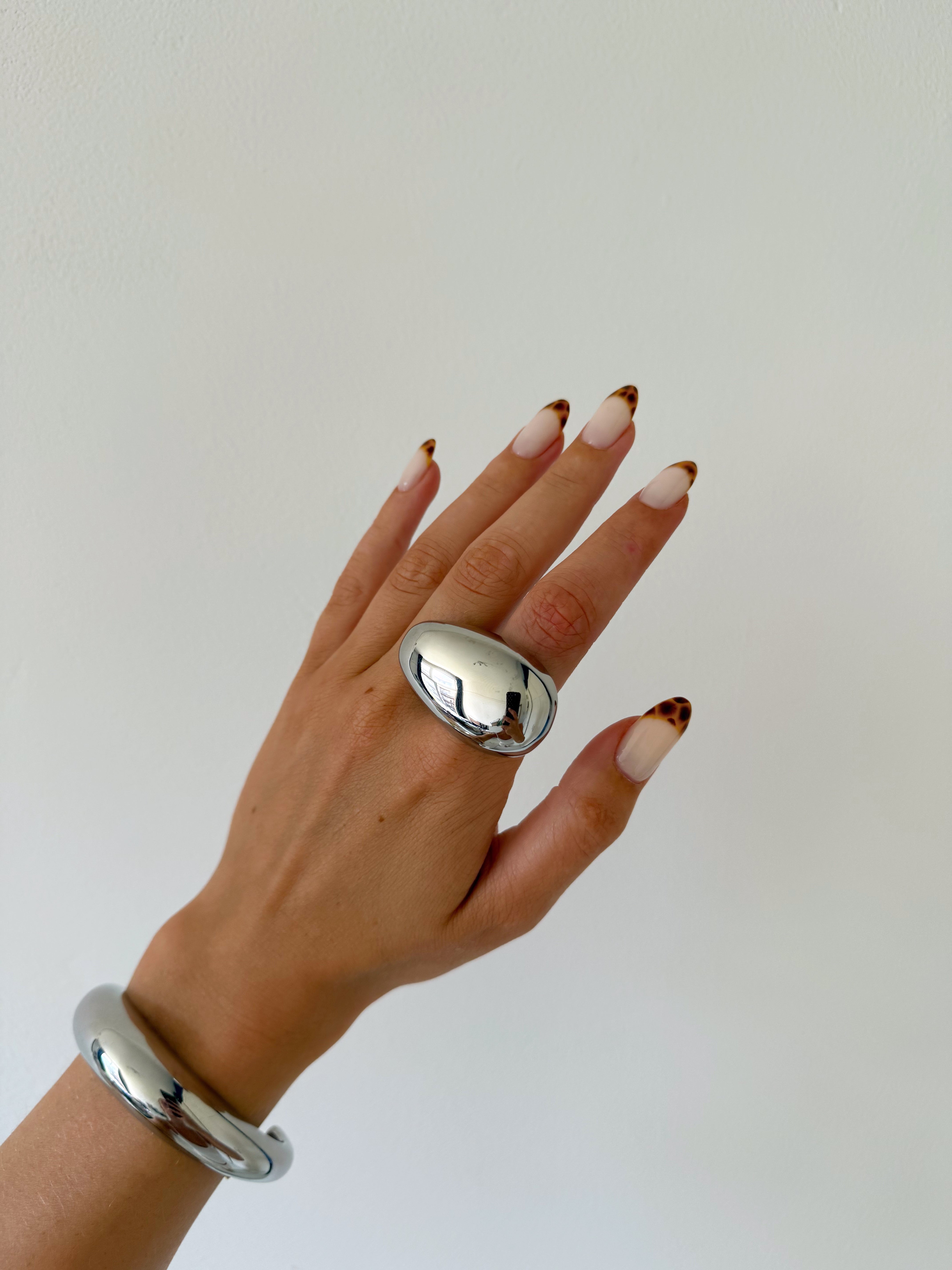 LUCY RING