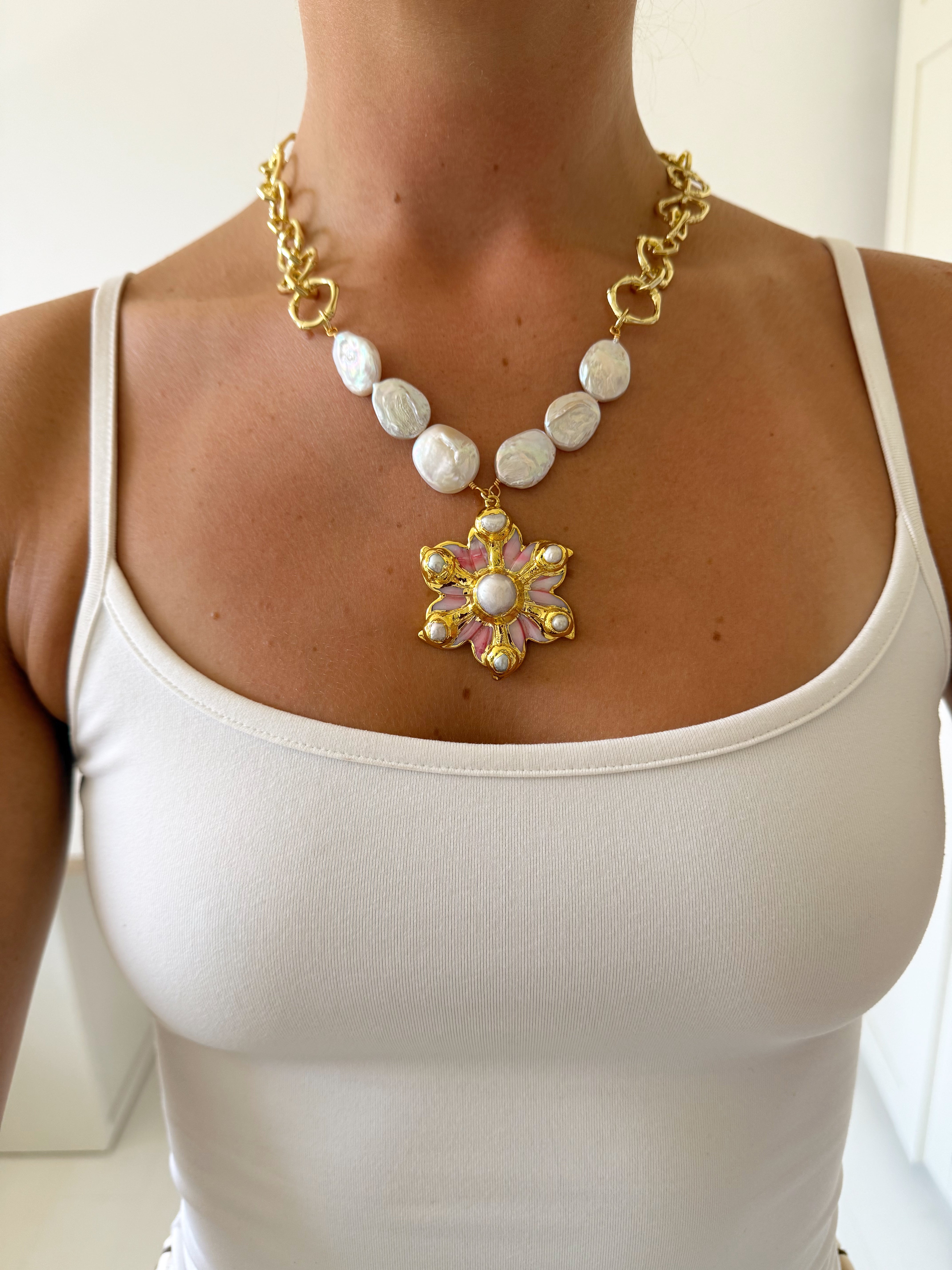 LYKKE NECKLACE