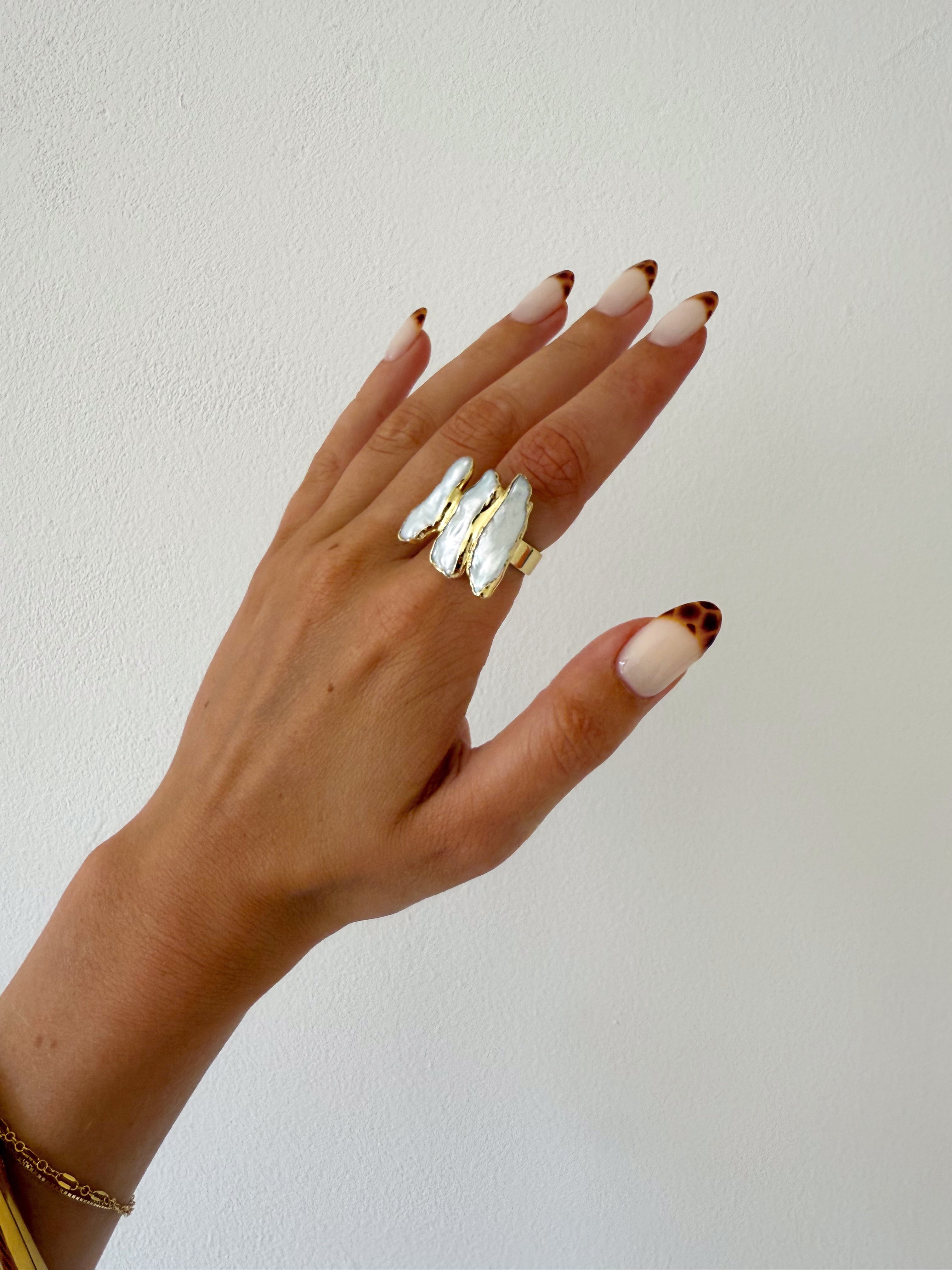 THEA RING